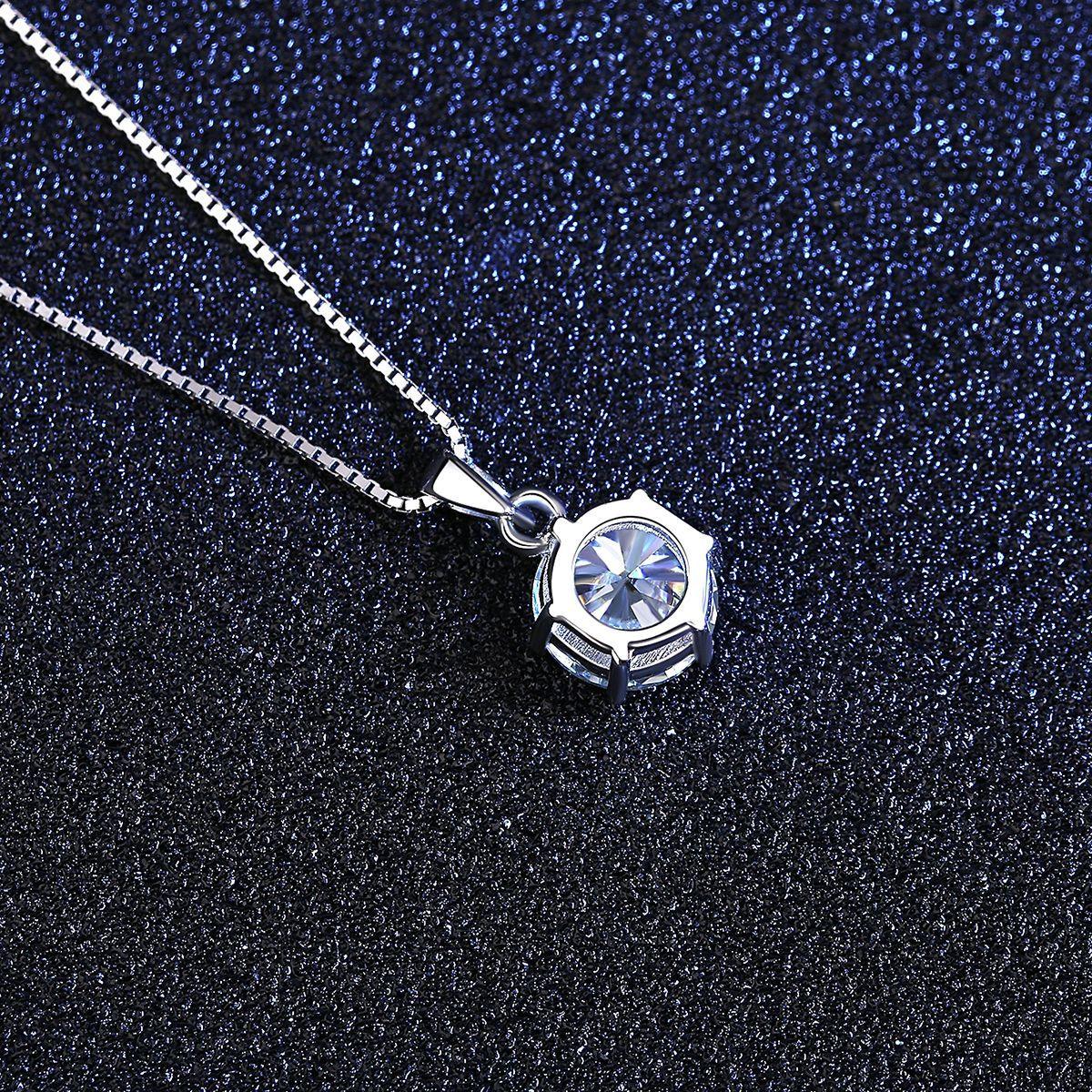 Simple Inlaid 1 Carat Moissanite S925 Silver Necklace