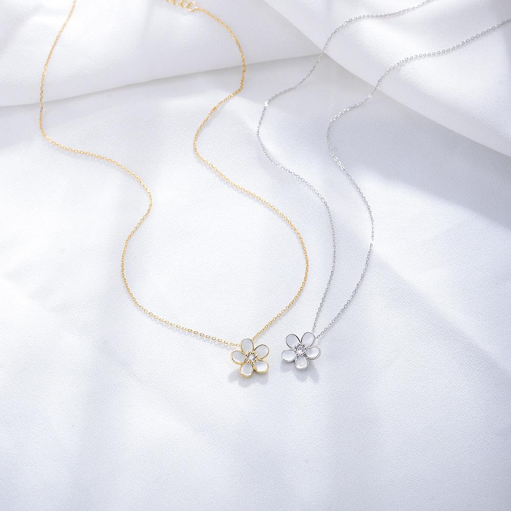 Classic small white flower handmade series S925 sterling silver necklace