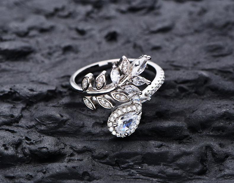 Leaf Design 925 Silver Cocktail Ring-BlingRunway