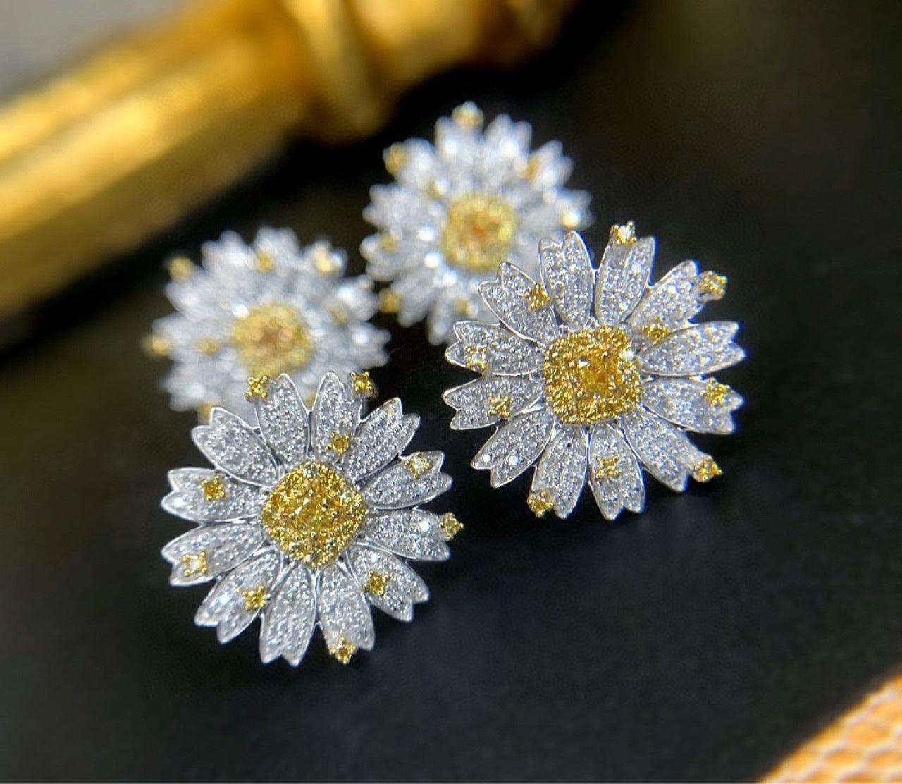 Luxury inlaid small daisy design S925 sterling silver earrings