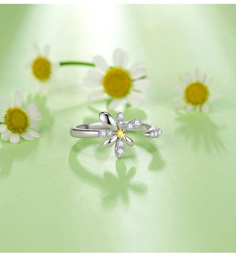 Small Daisy Design S925 Sterling Silver Couple Ring