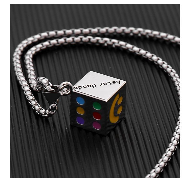 Lucky Smiley Dice Transshipment Pendant Necklace