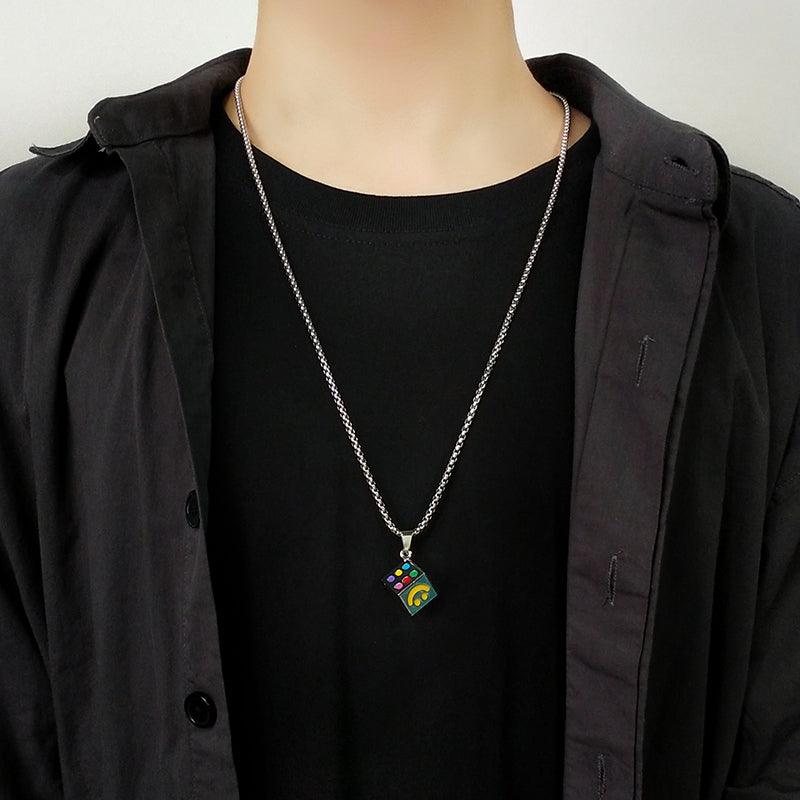 Lucky Smiley Dice Transshipment Pendant Necklace